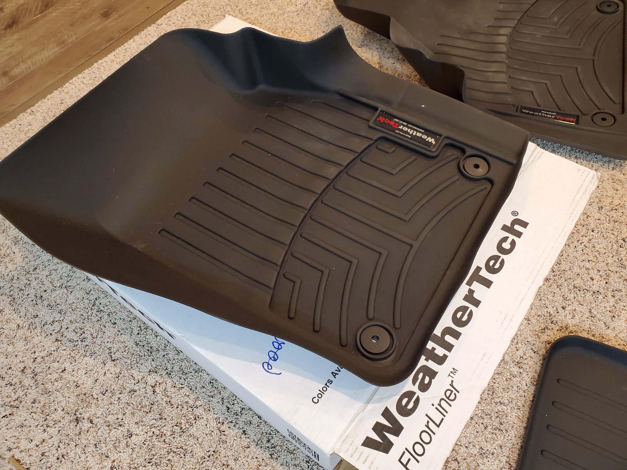 20172020 Audi Q7 Q8 WeatherTech Floor Mats Liners (Front and Second