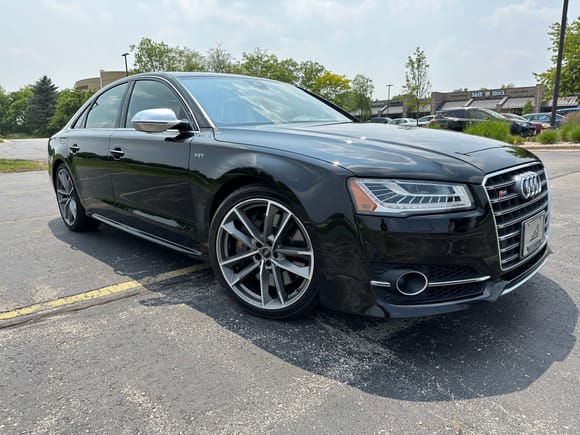 2017 S8 Plus when I test drove it last summer. After I bought it, got the windows tinted, added Milltek non-resonated exhaust and put new rotors on with ceramic pads to try and keep the brake dust at bay. Thinking about powder coating the calipers red to look like some of the other performance models. Tried cleaning the dust off and almost took the S8 logos off of the calipers. Figure a red coat, new S8 decals and then a clear coat. 