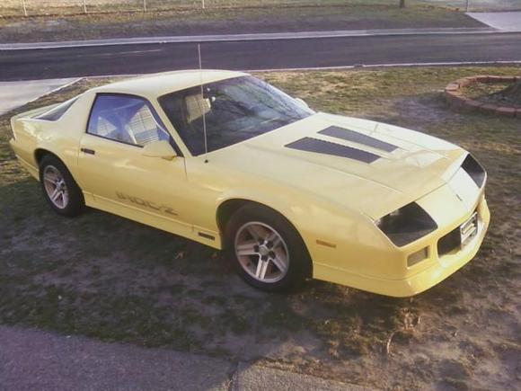 1985 IROC, one of my daily drivers.  Wanted a Yellow IROC since I was 12 or 13, 20 some odd years later I finally got one.