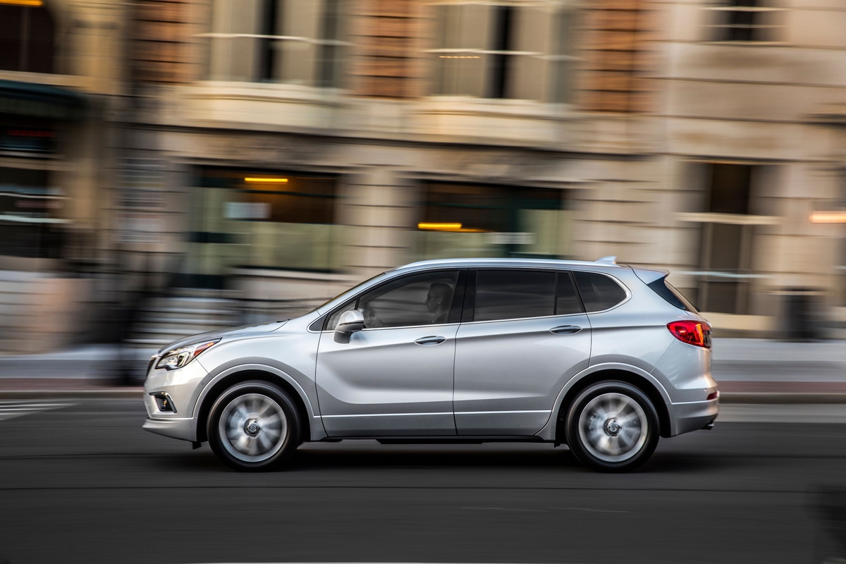 2018 Buick Envision Review - CarsDirect