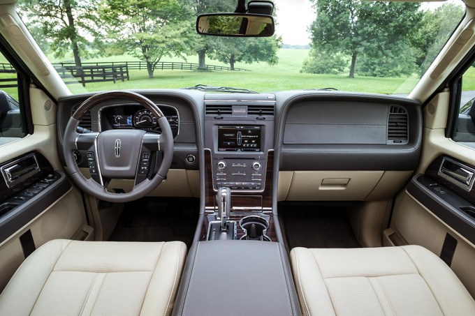 2016 Lincoln Navigator Review Carsdirect Best In Cl Cargo Volume And Up To Nine Thousand Pounds Of Towing Capacity Ealing Lincoln S Turbocharged 2016 Navigator Just Might Be The Perfect