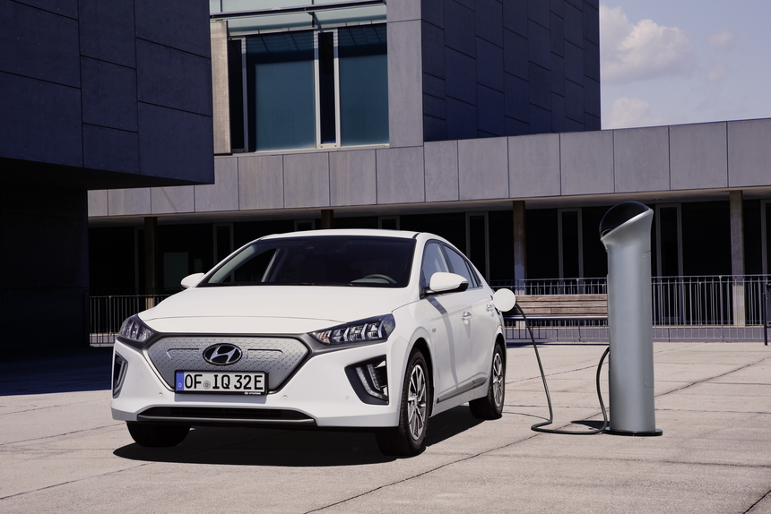 2021 hyundai ioniq electric preview pricing release date