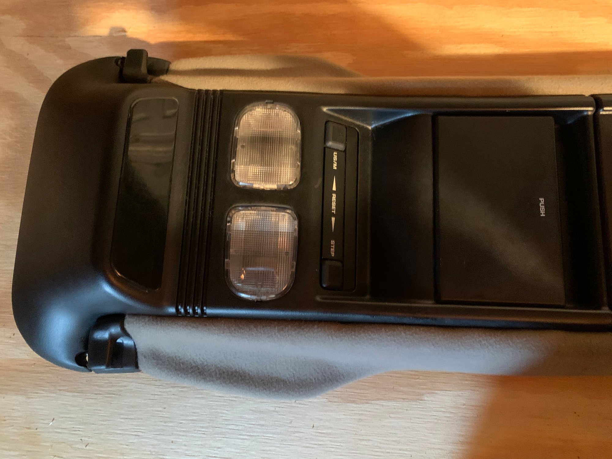 FS [SouthEast] 9701 Overhead console Jeep Cherokee Forum