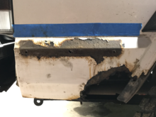 This is what the quarter panel looked like after I removed the bumper cap and its bracket. 