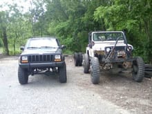 my xj with my buddys and yes that is 2.5 ton axles and it has a 460 big block with 550 hp and is run on propane