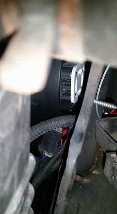 driver side bulb cooling fan