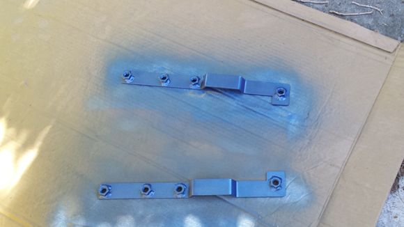 Painted the nutzerts with some other random rattle can I had lying around. No one is going to see them!