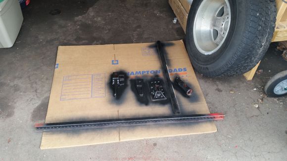 The full size spare that came with the jeep in there.