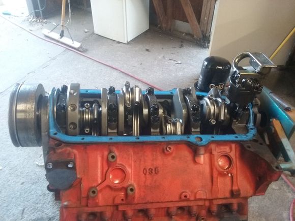 The bottom end is what my buddy was told it was from the person he bought it from. A built 383. Not to long after purchasing it I got a little sceptical. Measured the stroke at 3.75 and crank is forged. Connecting rods are forged H beam 6.0" SYSC rods. Need to do some research on those. Never heard of SYSC. Pistons are probes. Possibly forged. Thats what my eyeballs and depth gauge gave me. I need to run some #s for exact specs.