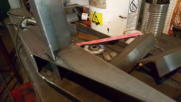 working on the rear bumper. its made out of 3 x 5 3/16 rec.