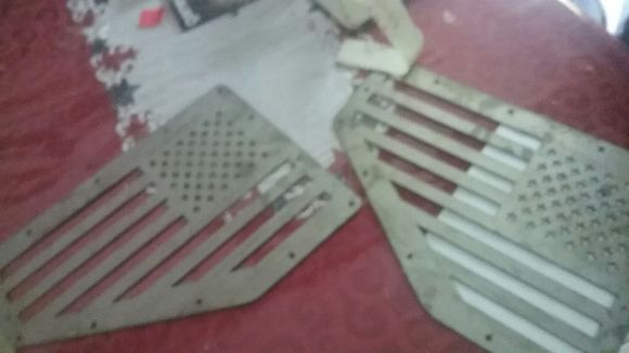I was to excited about these so i called up one of my kids to open the package and send me a picture, of course they didnt really care, hence the crappy photo quality lol