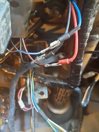 I wanted to splice the harness in like this but did not have sleeved connectors and was too inpatient to wait to get some.