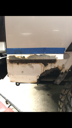 This is what the quarter panel looked like after I removed the bumper cap and its bracket. 