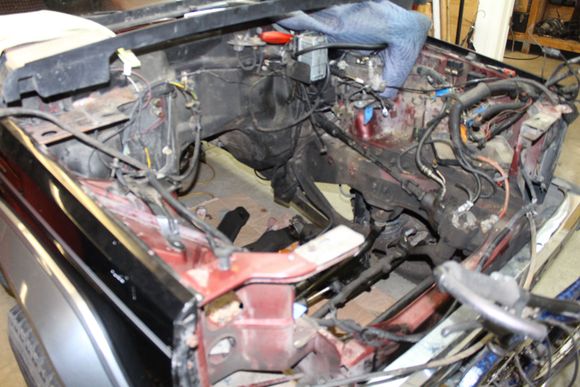 No turning back now.

Sold the 2.1 Renault drivetrain to a local guy a couple of days ago.

The Cummins drivetrain arrived the day before, from Indiana.
