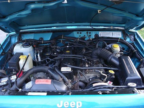 dr zee jeep under the hood