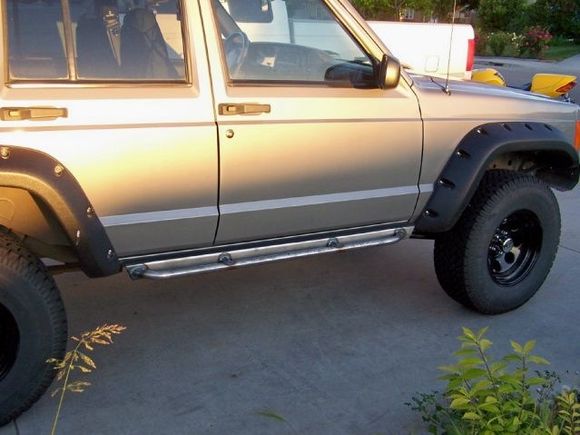 4 door rubicon rock rails with added 1 1/4  tube