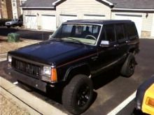 3" metal tube puck up front, 1.5' teraflex shackles and 1" blocks.