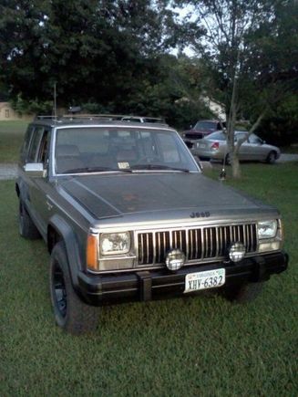 decided to black out the bumpers and flares , upgraded fog lights