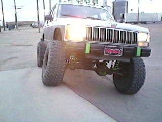 The only thing around to flex on. It's small but it's better than goin big, along with a $500 trespassing ticket. Haha.