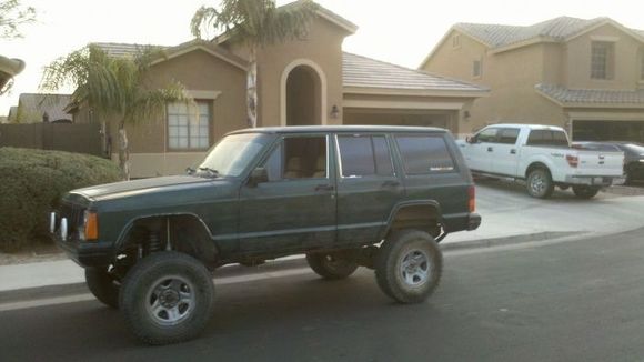 first time pulling it out of the garage after the lift, just gotta find some tires for my other rims. along with sye/cv DS.