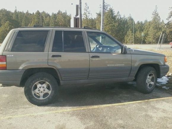 500 bucks for a nice xj 5.2