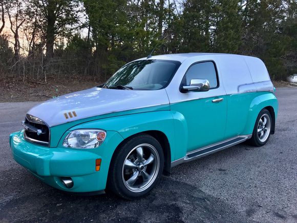 The colour, the grille and those wheels!