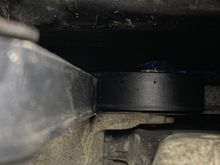 The tensioner seen from above by the alternator position.
