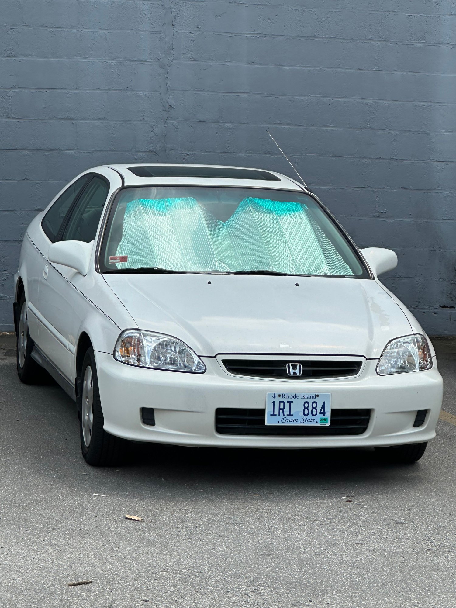 2000 Honda Civic - 2000 Honda Civic EX (2 door) - Used - VIN 1HGEJ8147YL089175 - 258,000 Miles - 4 cyl - 2WD - Manual - Coupe - White - Burrilville, RI 02830, United States