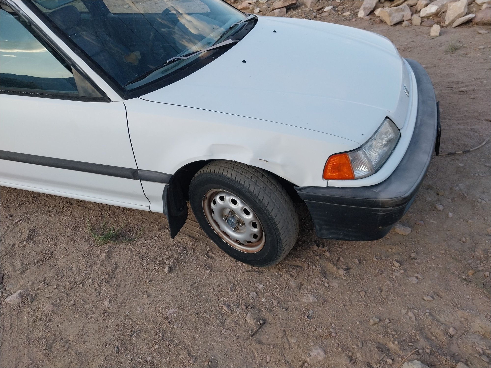 1991 Honda Civic - 1991 Honda Civic DX Hatchback **MUST READ** - Used - VIN 2HGED6345MH559591 - 126,000 Miles - 4 cyl - 2WD - Manual - Hatchback - White - Bishop, CA 93514, United States