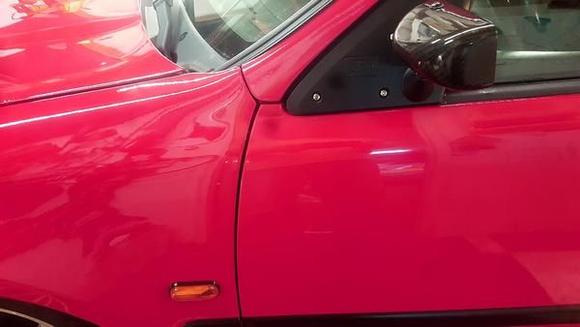 20161029 210723
Wet sand 1200 then 1500 2 stage buffing  and glaze then klassic sealer.