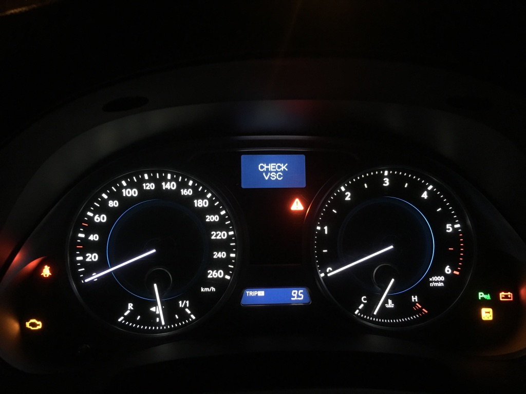My experience with "CHECK VSC" 2008 Lexus IS220D