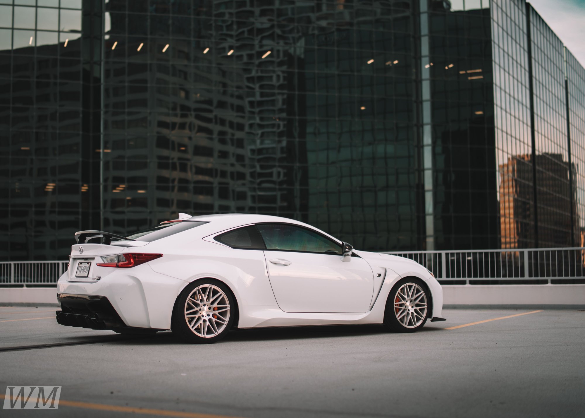 F/S Lexon Exclusive Carbon Fiber Front Lip / RCF ClubLexus Lexus