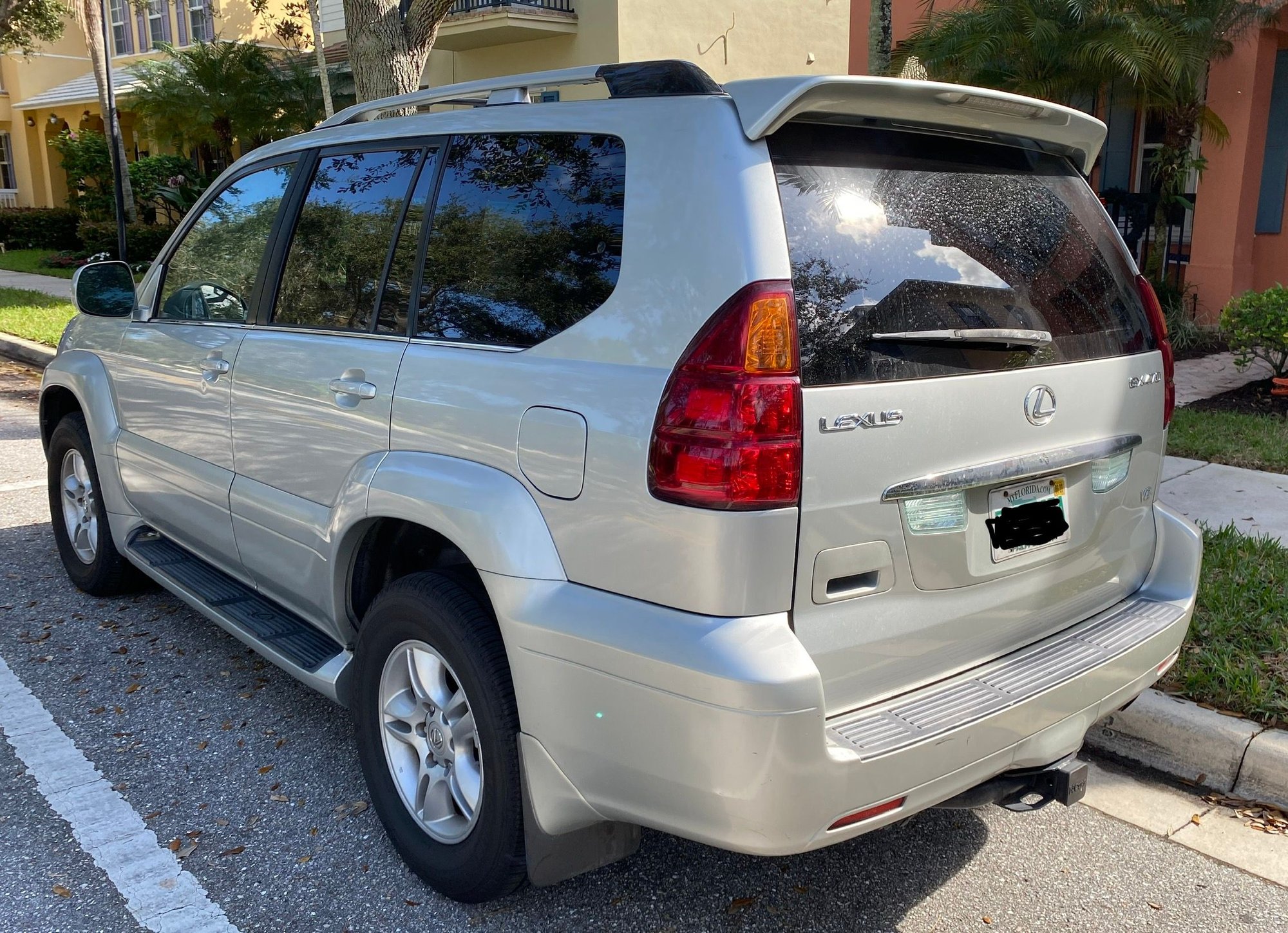 2005 Lexus GX470 - For Sale 2005 GX470 - Used - VIN JTJBT20X950080640 - 293,000 Miles - 8 cyl - 4WD - Automatic - SUV - Silver - Jupiter, FL 33458, United States
