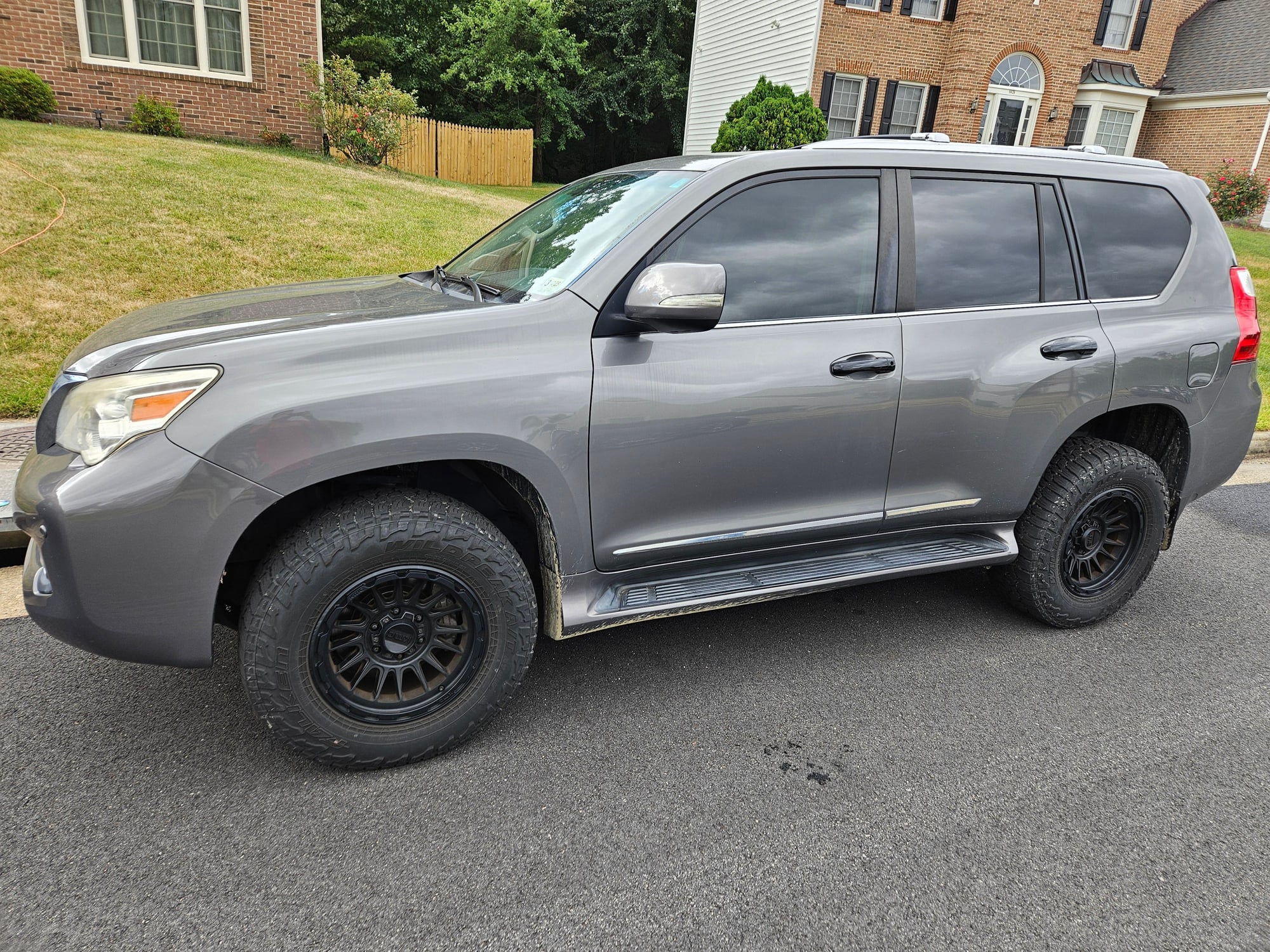 2011 Lexus GX460 - 2011 GX460 base - Used - Fairfax Station, VA 22039, United States