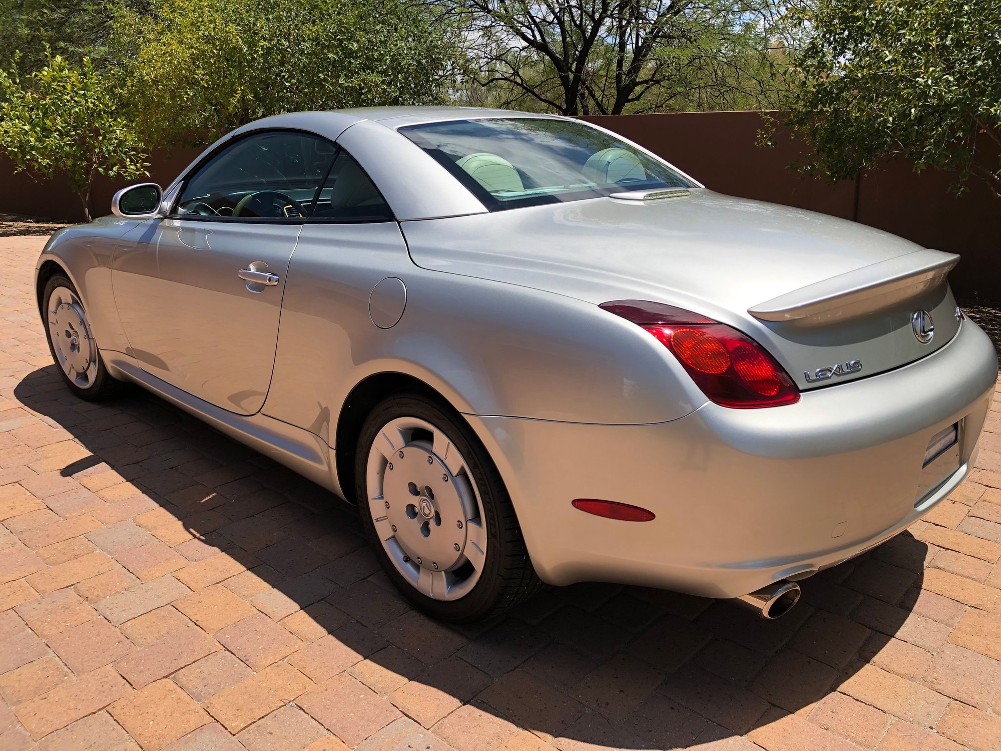 2002 Lexus SC430 - 2002 Lexus SC430 Stunning Immaculate T-belt Service All Maintenance completed - New - VIN JTHFN48Y920001694 - 8 cyl - 2WD - Automatic - Convertible - Silver - Tucson, AZ 85755, United States