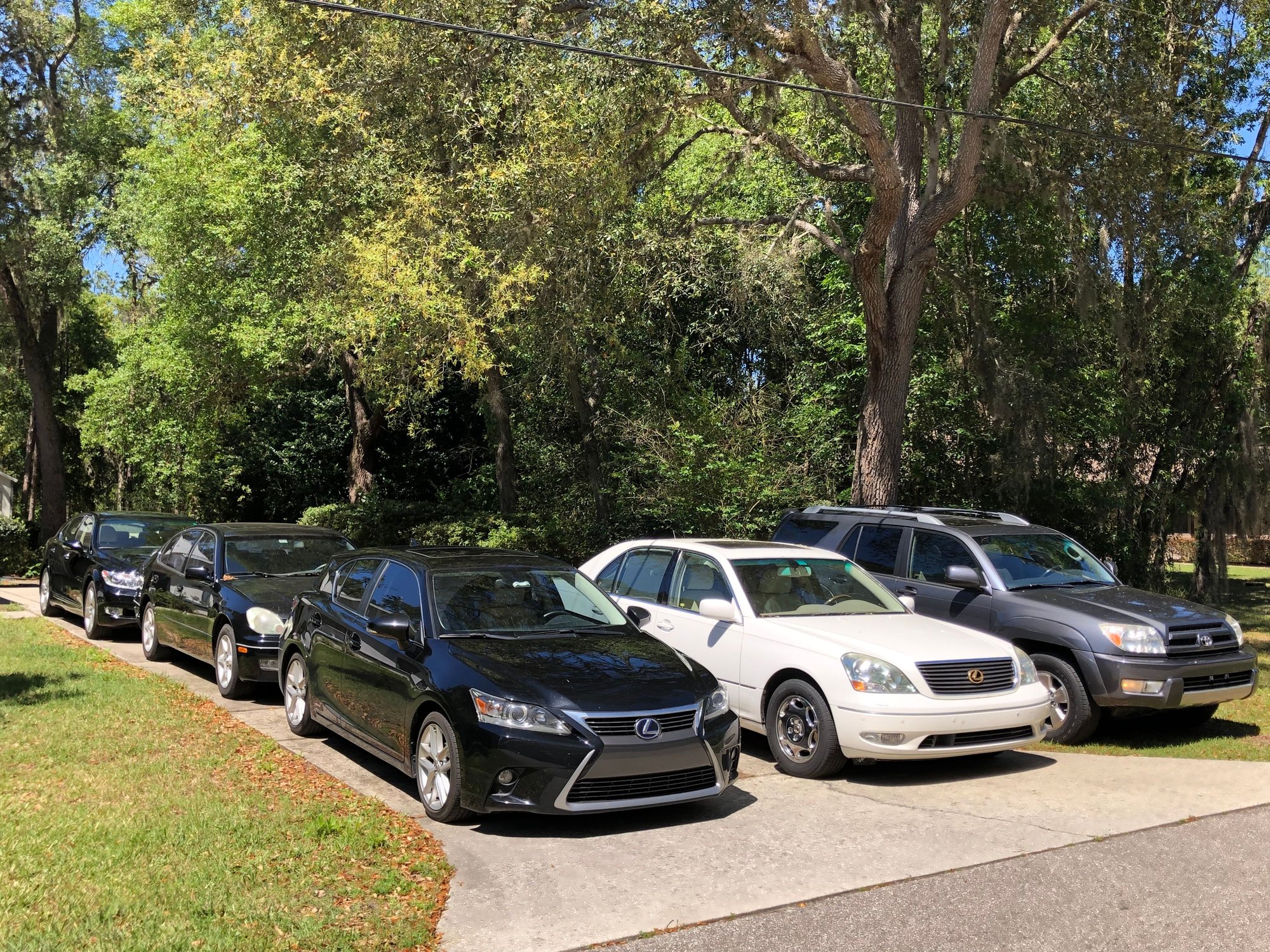 2001 Lexus LS430 - 2001 LS430 Ultra - Used - VIN JTHBN30F110004249 - 168,000 Miles - 8 cyl - 2WD - Automatic - Sedan - White - Hernando, FL 34442, United States