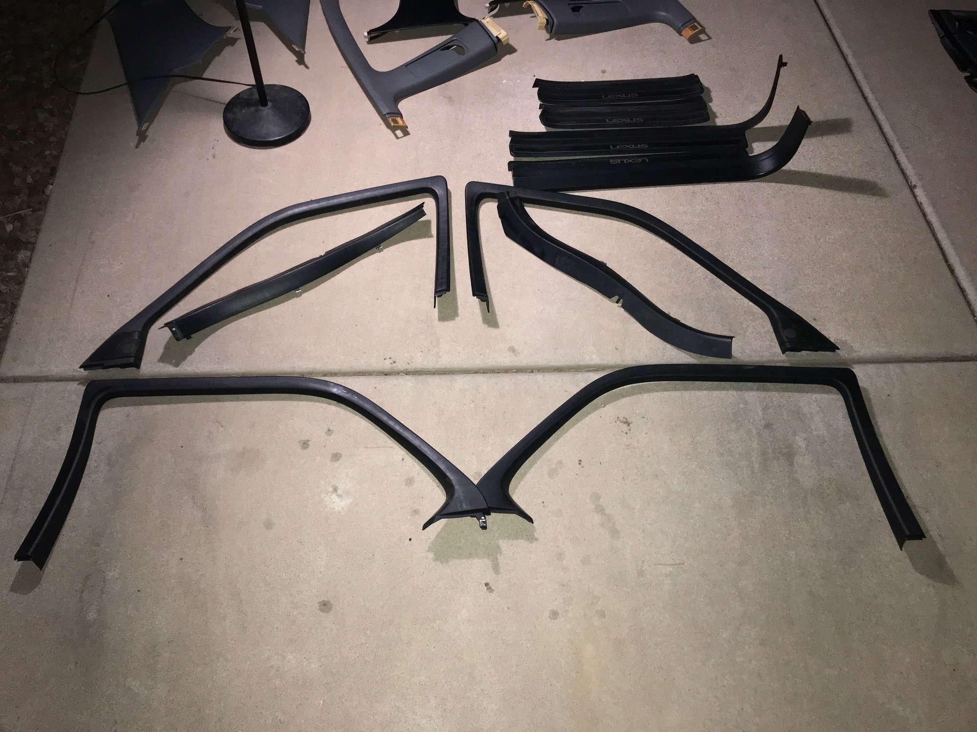 Interior/Upholstery - 95-00 LS400 Black Leather Interior Complete - Used - 1995 to 2000 Lexus LS400 - Chandler, AZ 85224, United States