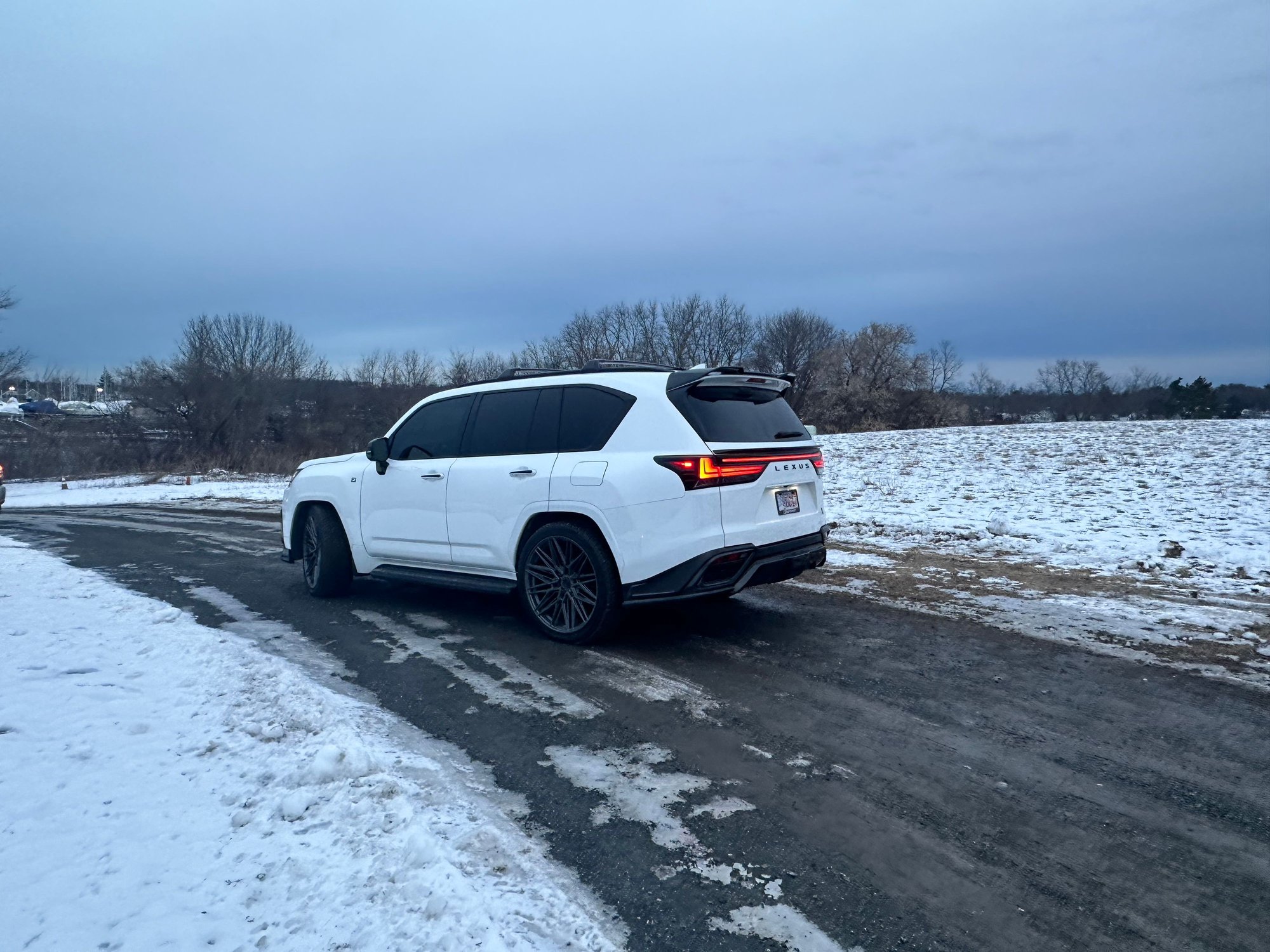 Wheels and Tires/Axles - Vossen HF6-5 24x10 for sale LEXUS LX600 - 5 WHEELS 4+1 - Used - 2022 to 2025 Lexus LX - Bedford, MA 01730, United States