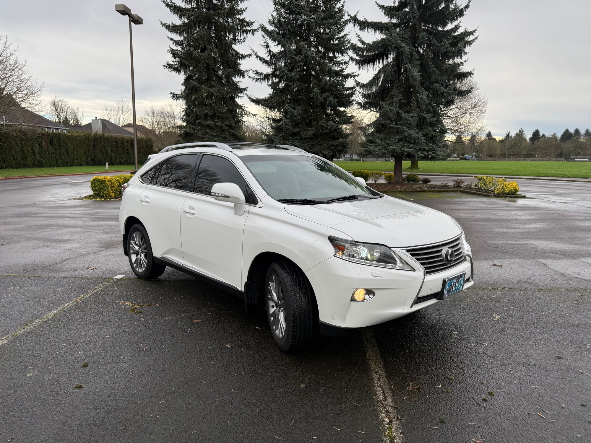 2014 Lexus RX350 - 2014 Lexus RX350 Lux Pkg PCS w/ DRCC - Used - VIN JTJBK1BA5E2461816 - 158,000 Miles - 6 cyl - AWD - Automatic - SUV - White - Wilsonville, OR 97070, United States