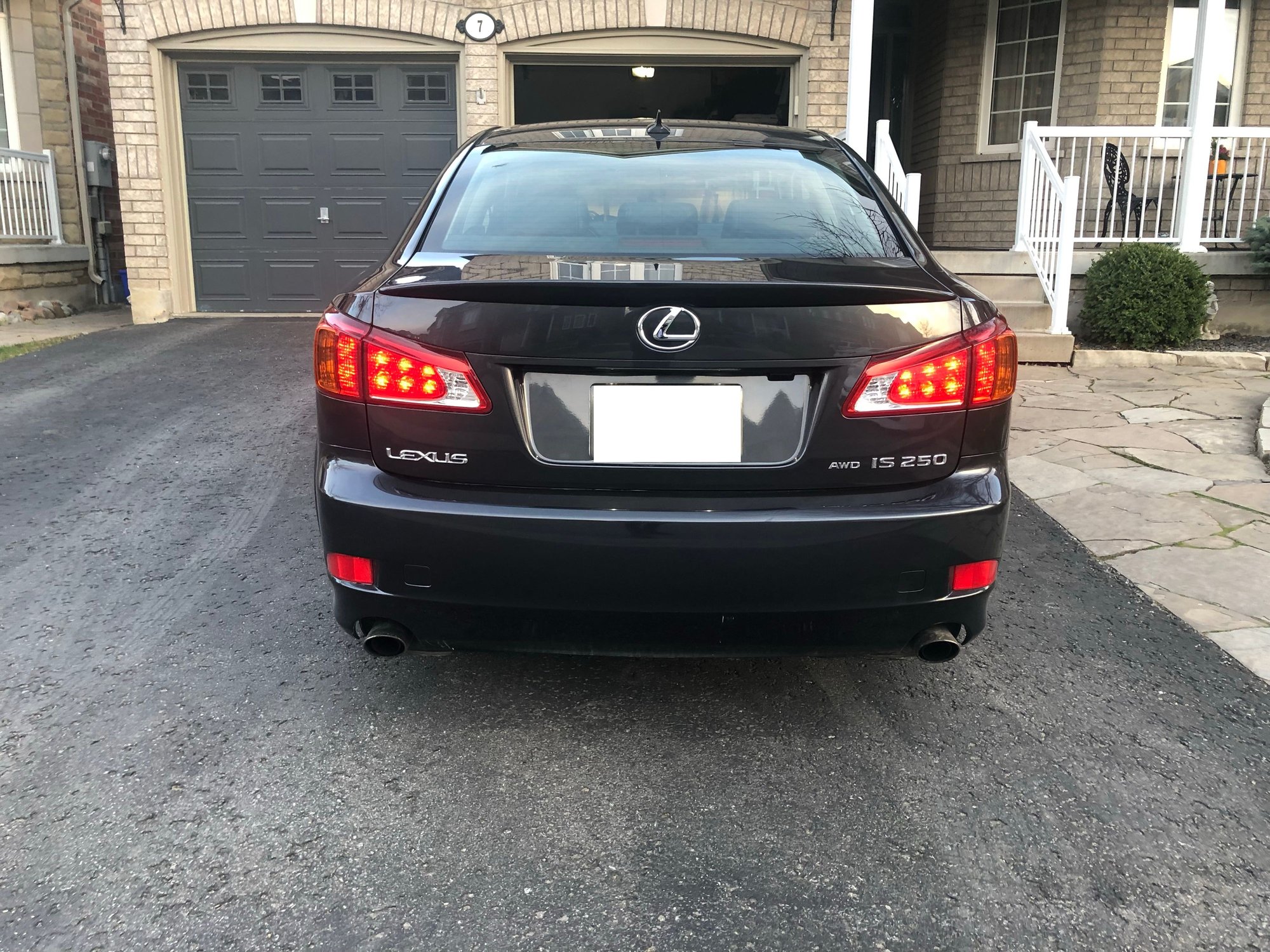 2009 Lexus IS250 - 2009 Lexus IS250 AWD - Used - VIN JTHCK262895032785 - 256,000 Miles - 6 cyl - AWD - Automatic - Sedan - Gray - Stouffville, ON L4A4V6, Canada