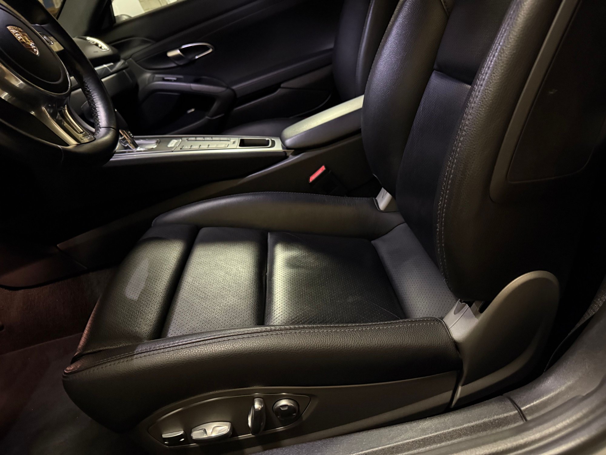 Here are my Porsche seats and OH MY!!! These are so comfortable. Even though it also has side bolsters they are not as stiff as the es350 and the rear bottom is more wider. When I run my hands between the side bolsters and my thighs they are easy to go through, on the es350 I gets tight towards the rear!!!