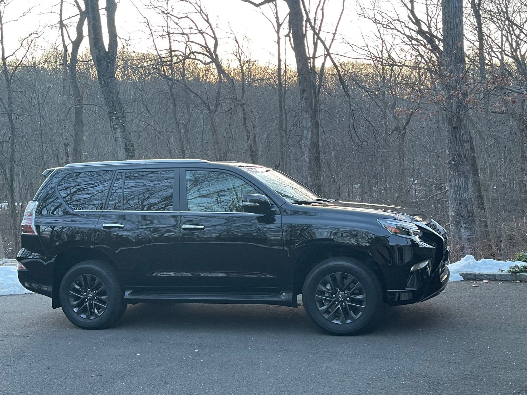 2023 Lexus GX - '23 GX460 for sale 11k miles- Immaculate - Used - VIN JTJAM7BX5P5376263 - 11,500 Miles - 8 cyl - 4WD - Automatic - SUV - Black - Stamford, CT 06903, United States