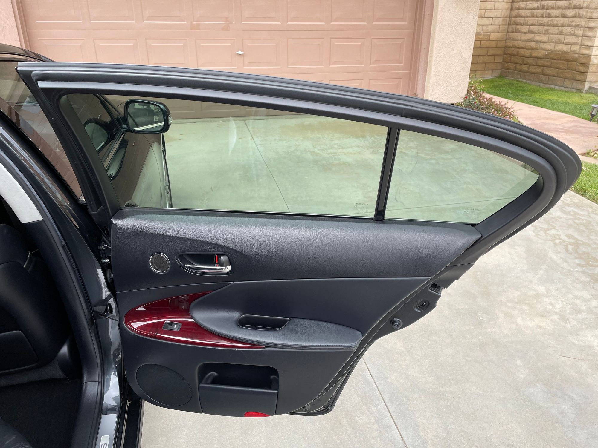 2009 Lexus GS350 - 2009 Lexus GS 350 - Used - VIN JTHBE96S990043867 - 154,300 Miles - 6 cyl - 2WD - Automatic - Sedan - Gray - Camarillo, CA 93012, United States