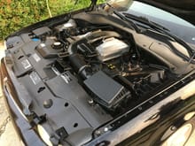 While I was there I was "asked" to polish the Range Rover so I had my dad do a hand wash of the Jag (this was before I clayed it) and before I left I also cleaned the engine bay.