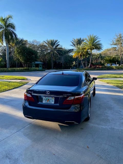 2010 Lexus LS460 - 2010 LS460L - needs almost nothing, well maintained, interior replaced (ZLZ) - Used - VIN JTHGL5EFXA5041173 - 151,000 Miles - 8 cyl - Gray - Palm Beach Gardens, FL 33418, United States