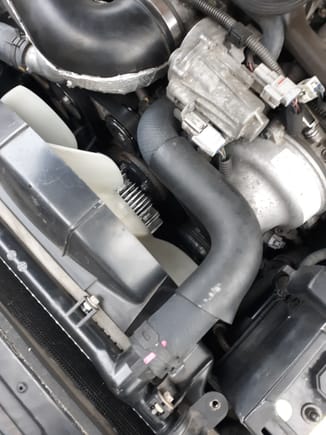 LS400 upper radiator hose employs two 90 degree bends.