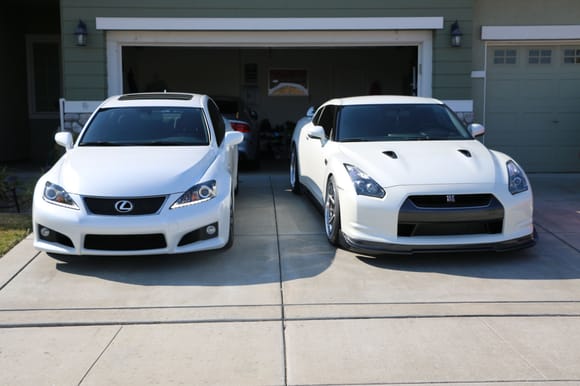 My F next to the seller's R35. :D