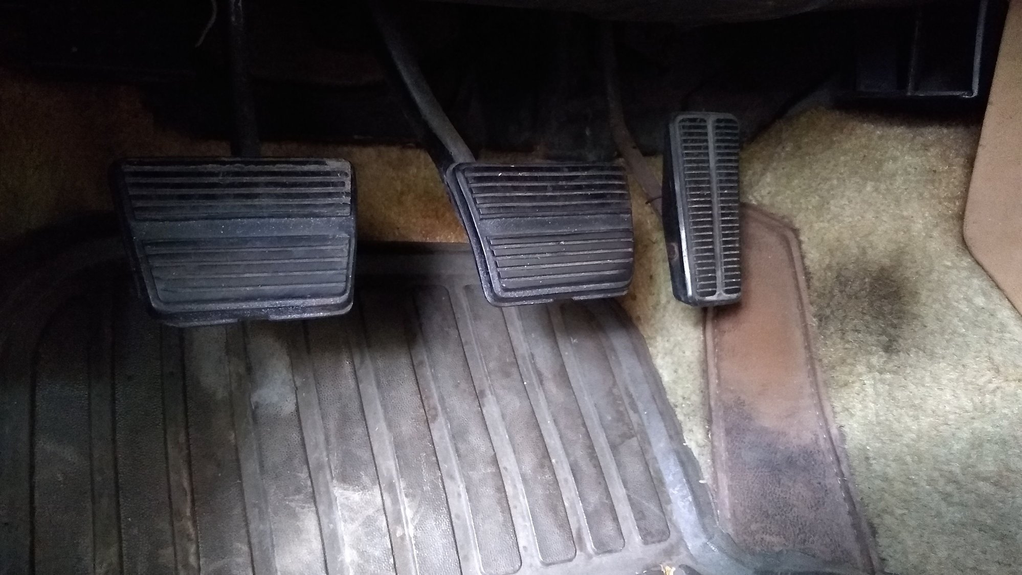 Clutch pedal stays on the floor CorvetteForum Chevrolet Corvette