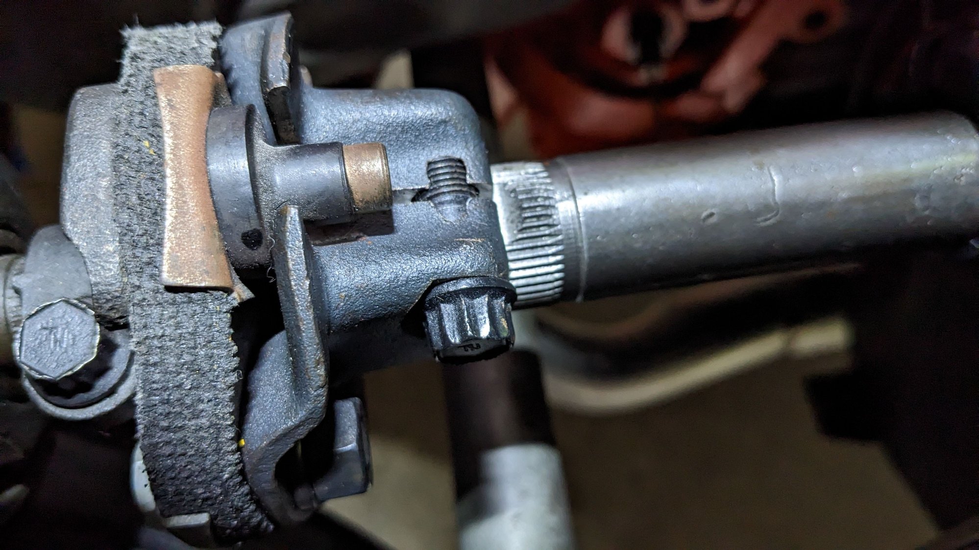 C2 I want to remove the brake/clutch assembly. Please share tips