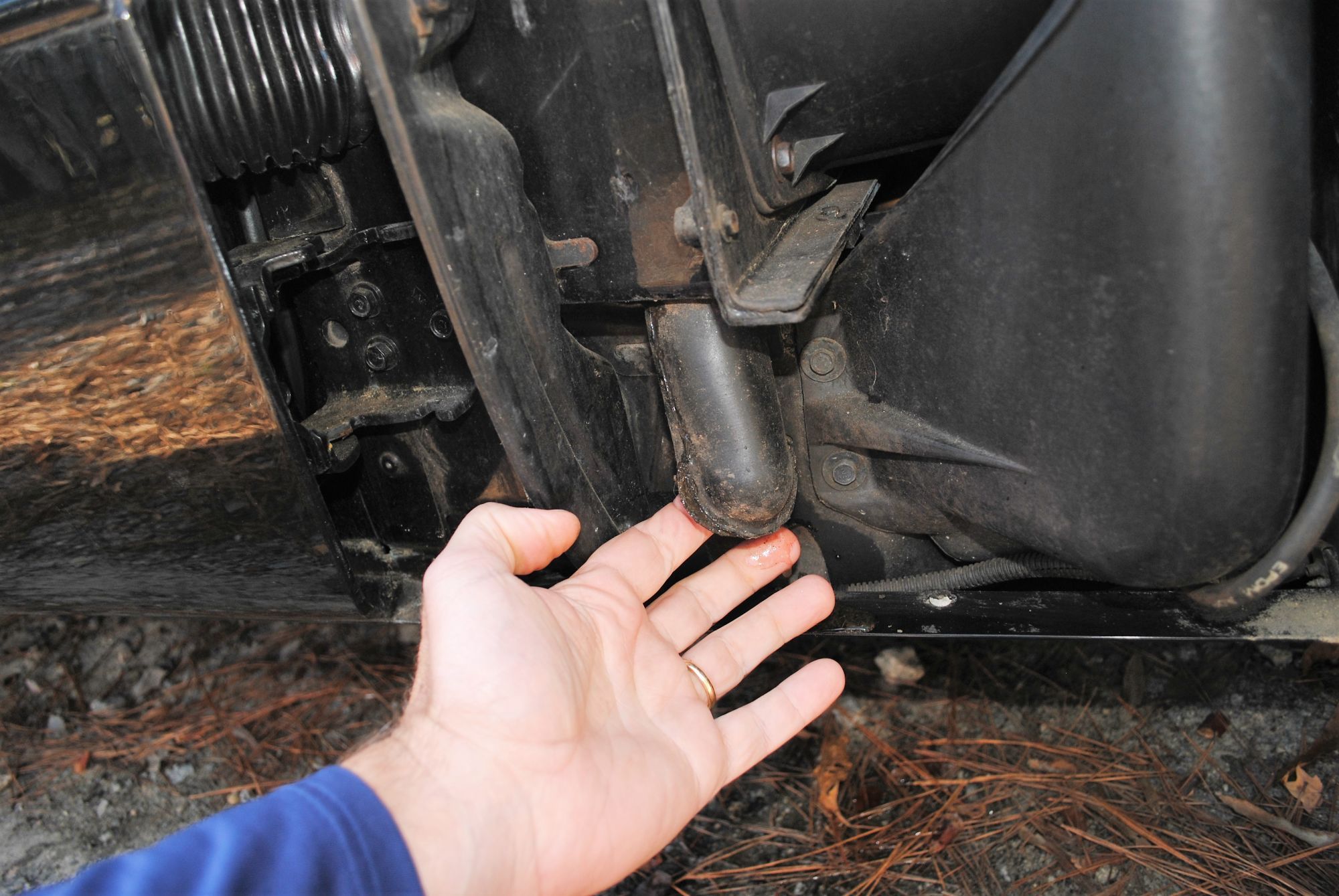 Cowl drain hole locations CorvetteForum Chevrolet Corvette Forum